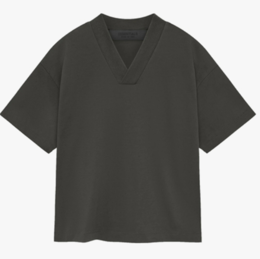 NWOT FEAR OF GOD ESSENTIALS V-Neck T-shirt Ink Sz S